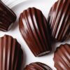 Madeleine vị chocolate